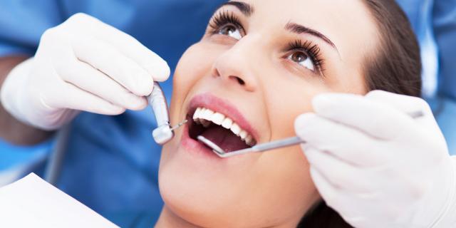 Přijmeme zubního lékaře/absolventa do stomatologické praxe v Plzni